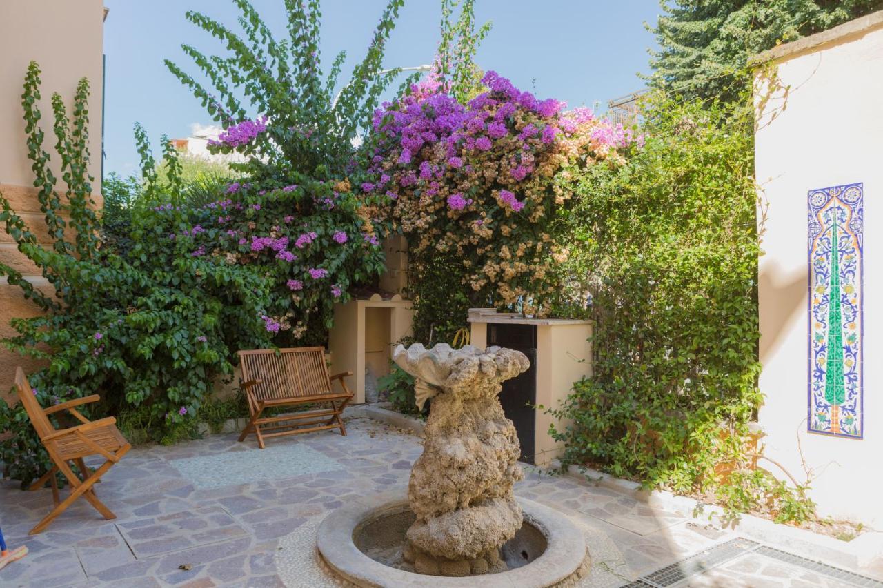 Apartamento Romantica With Balcony Near San Giovanni Roma